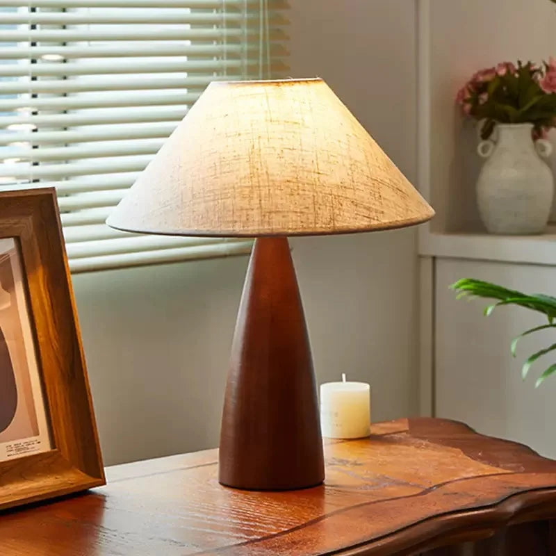 Luminária de Mesa Retrô de Ferro com Tecido para Decoração Interna, Ambiente de Quarto, Cabeceira, Sala de Estar, Sala de Chá e Estudo