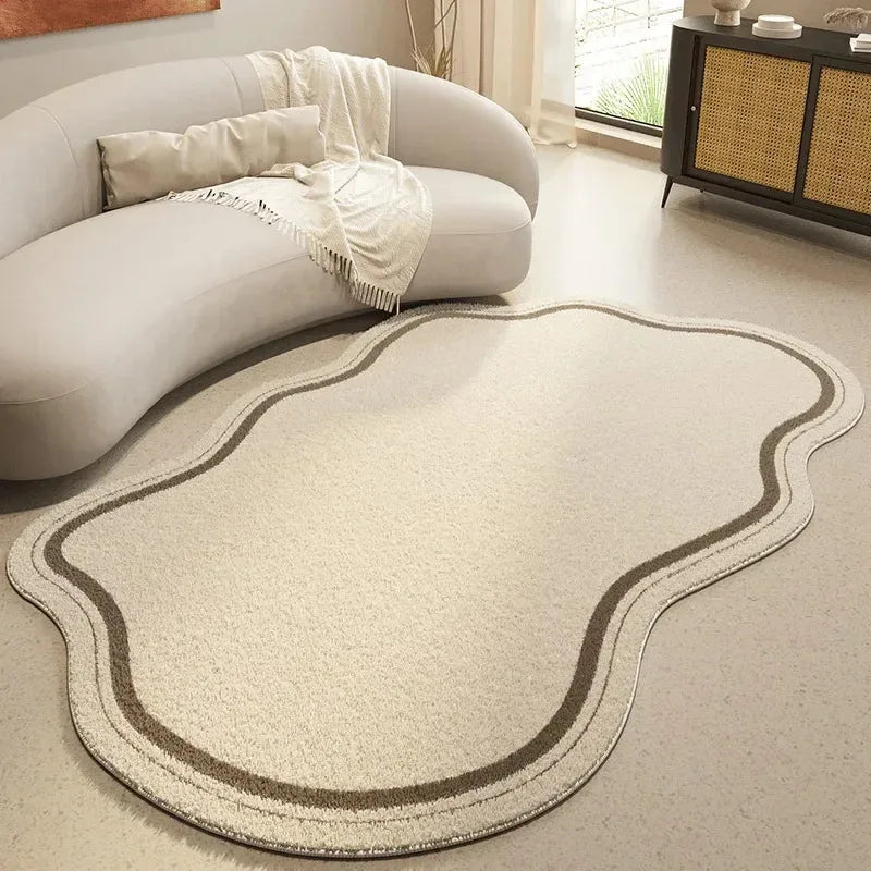 Tapete VIKAMA em Forma Irregular Cor Creme, Tapete de Veludo com Design Moderno Minimalista, Adequado para Quartos, Tapete Macio para Decoração de Casa