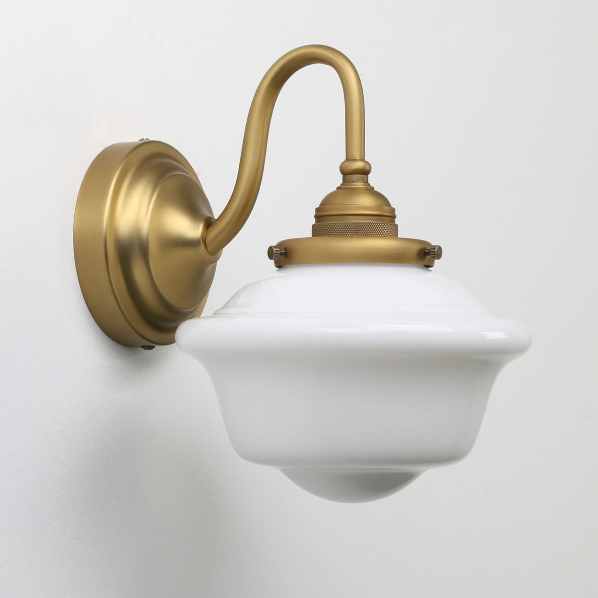 Arandela de Parede Vintage Phansthy com Vidro Branco Leitoso, Luminária para Banheiro, Sala de Estar, Hall de Entrada, Loft, Quarto e Casa de Campo