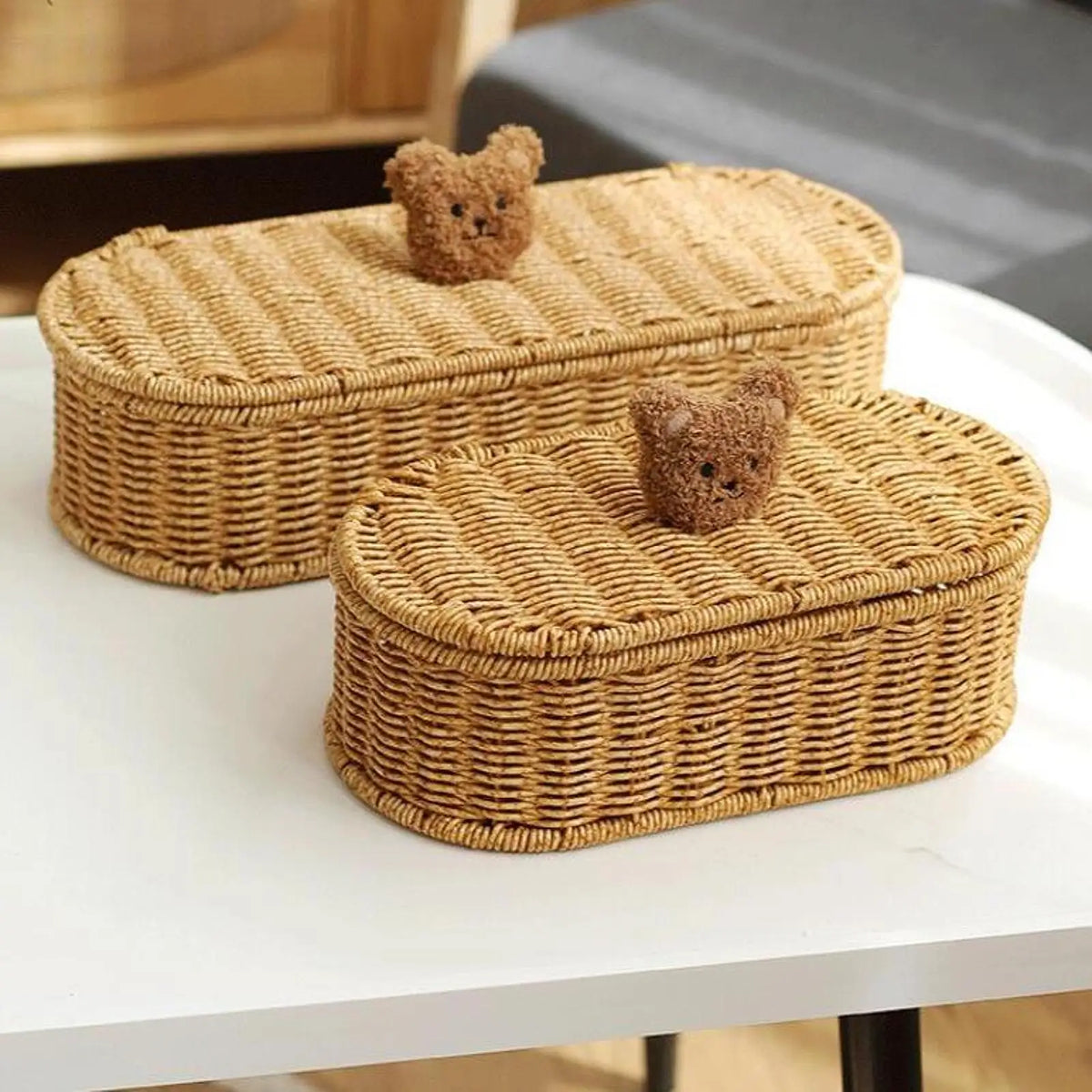 Caixa Oval de Rattan com Ursinho na Tampa