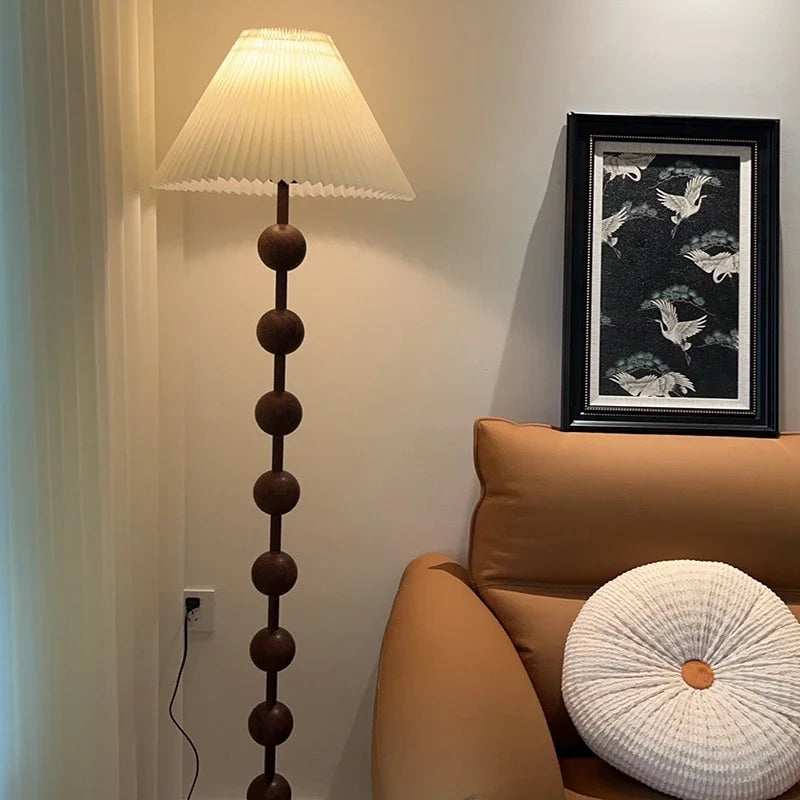 Luminária de Chão Retrô em Madeira para Sala e Quarto